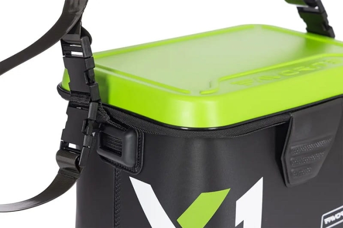/environment/cache/images/productGfx_146646_700_700/Favorite-Torba-Tackle-Bakkan-X1-BKN.1-20M-20L-blac5.jpg