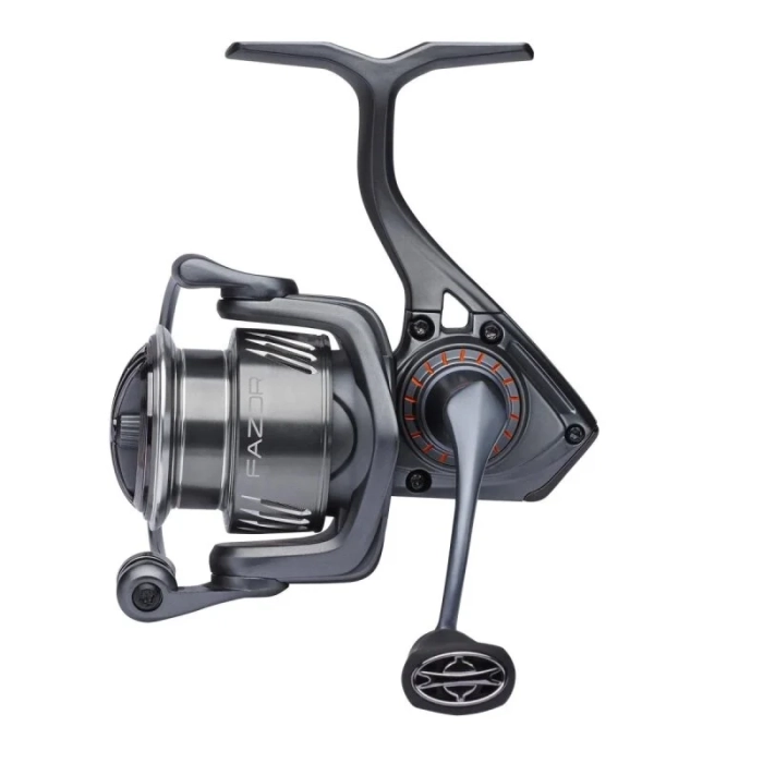 /environment/cache/images/productGfx_149898_700_700/savage-gear-fazor-spinning-reel-c3000hg2-.webp