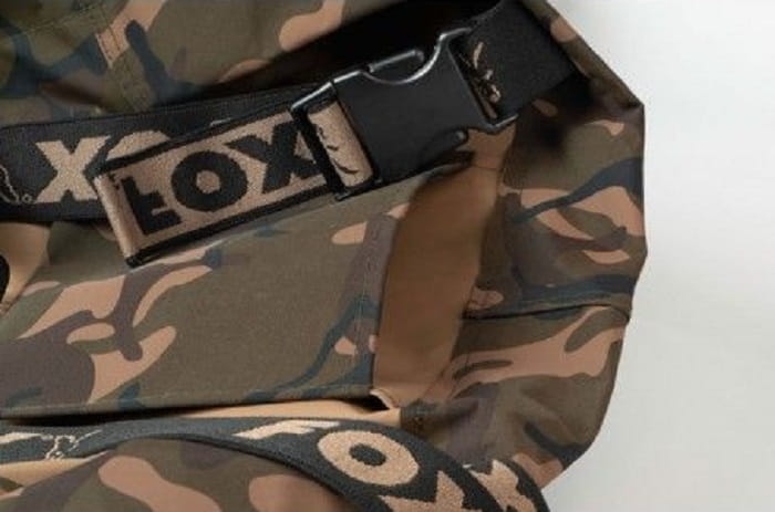/environment/cache/images/productGfx_71859_700_700/Fox-Lightweight-Camo-Waders-Roz.41.jpg