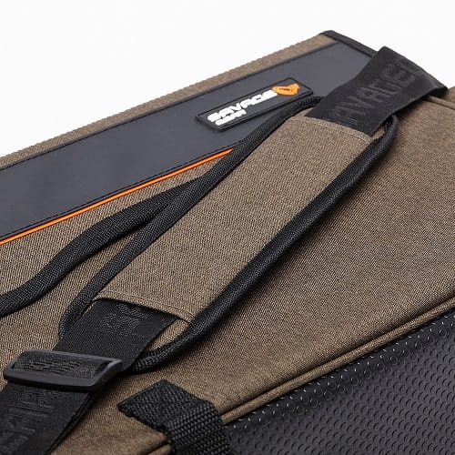 /environment/cache/images/productGfx_81948_700_700/SG-Specialist-Shoulder-Lure-Bag-2Box-16x40x22-16L.2.jpg
